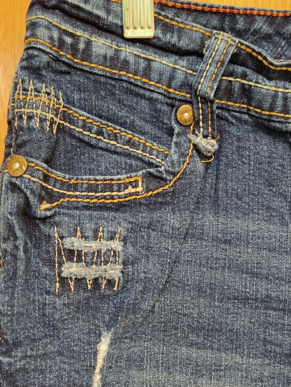 Ariya Dark Blue Low Rise Distressed Rolled-Hem Denim Shorts - Picture 6 of 13